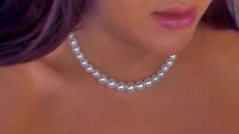 Barbie Brown online show from April 8, 2026, 3:17 am