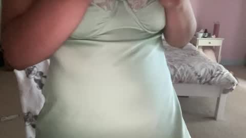 Goddess L online show from June 19, 2026, 8:07 am