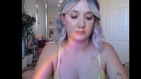 Goddess Emmy online show from November 7, 2025, 1:22 pm