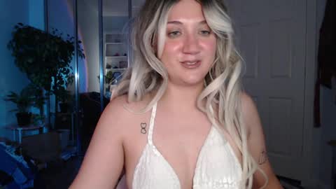 Snapshot of goddessemmy chatting on May 20, 2026, 6:30 am Goddess Emmy online show from May 20, 2026, 6:30 am