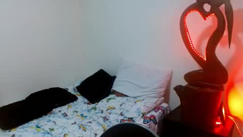 Snapshot of goddessnahi chatting on December 10, 2024, 2:27 am Naih Reyes online show from December 10, 2024, 2:27 am