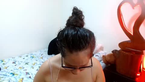 Snapshot of goddessnahi chatting on December 24, 2024, 3:49 am Naih Reyes online show from December 24, 2024, 3:49 am