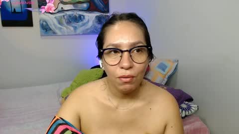 Snapshot of goddessnahi chatting on November 18, 2025, 3:23 am Naih Reyes online show from November 18, 2025, 3:23 am