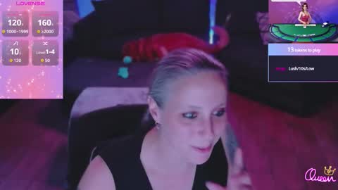 Snapshot of goddessnovax chatting on May 26, 2026, 11:23 pm Goddess Nova X online show from May 26, 2026, 11:23 pm