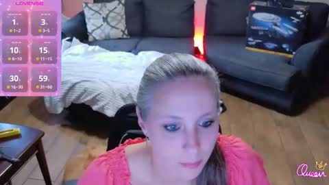 Snapshot of goddessnovax chatting on May 31, 2026, 7:26 pm Goddess Nova X online show from May 31, 2026, 7:26 pm