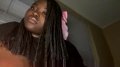 Snapshot of goddessnyia chatting on January 12, 2025, 9:40 am goddessnyia online show from January 12, 2025, 9:40 am