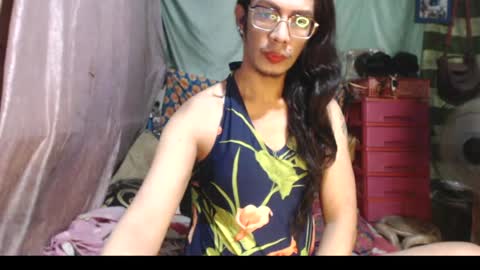 Snapshot of goddesssonyaxxx chatting on June 29, 2026, 5:57 am KENNY DOLL online show from June 29, 2026, 5:57 am