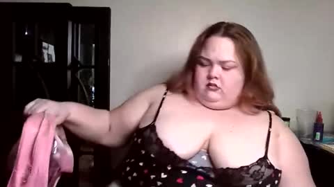 godessisabella online show from February 12, 2025, 4:00 pm