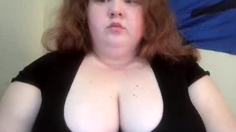 godessisabella online show from February 24, 2025, 12:37 pm