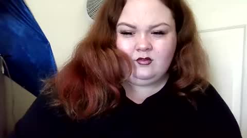 godessisabella online show from March 10, 2025, 4:03 pm