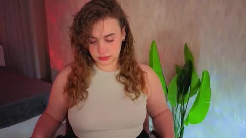 Lilya online show from February 26, 2026, 9:25 pm