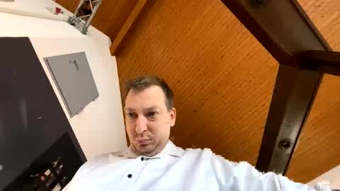 gohan8558 online show from October 9, 2025, 9:51 am