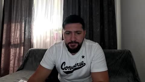 Snapshot of gold_alpha_boy chatting on October 23, 2025, 11:42 am gold_alpha_boy online show from October 23, 2025, 11:42 am