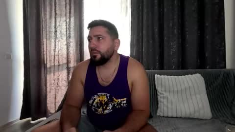 Snapshot of gold_alpha_boy chatting on November 2, 2025, 9:00 am gold_alpha_boy online show from November 2, 2025, 9:00 am