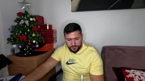 Snapshot of gold_alpha_boy chatting on December 2, 2025, 11:26 am gold_alpha_boy online show from December 2, 2025, 11:26 am