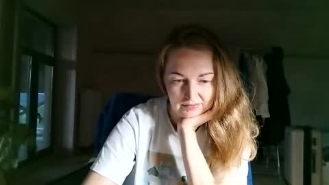 Olivia  online show from July 10, 2026, 6:32 pm