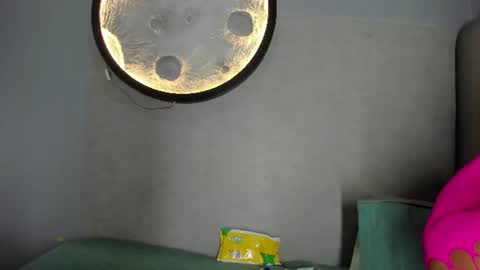GoldenKiss  online show from June 25, 2026, 8:57 pm
