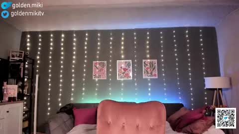 Snapshot of golden_miki chatting on February 12, 2025, 8:16 am Shy in the streets but a freak in the sheets online show from February 12, 2025, 8:16 am