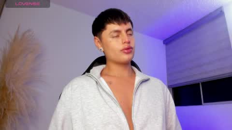 Cami online show from May 21, 2026, 12:39 am
