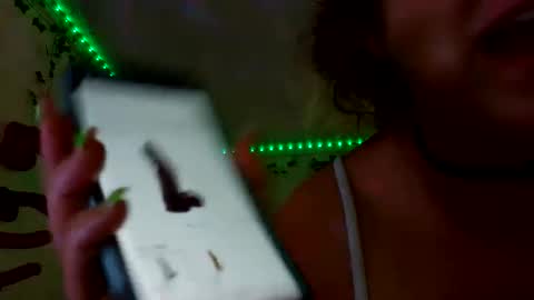 XxPretentious PeachxX online show from June 5, 2026, 7:19 pm