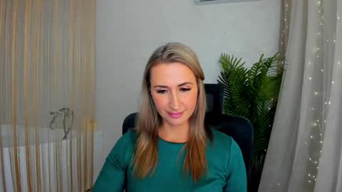 Olivia online show from January 23, 2025, 8:02 pm