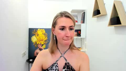 Olivia online show from February 17, 2025, 6:59 pm