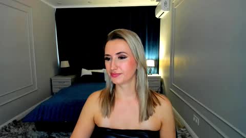 Olivia online show from September 18, 2025, 3:41 am