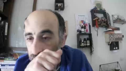 goldenmasculine online show from May 3, 2026, 10:43 am