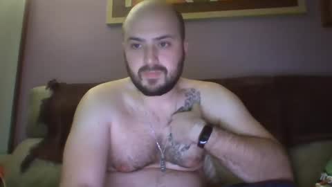 goldenspainboy online show from December 7, 2024, 6:37 pm