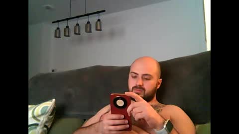 goldenspainboy online show from February 13, 2026, 9:22 pm