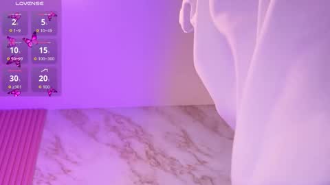 goldilockss15 online show from March 23, 2026, 11:03 am