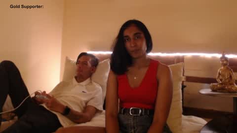 Aasha y David GoldPirl. online show from April 22, 2026, 6:42 pm