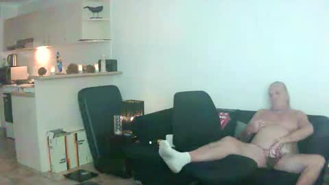goldyguy011 online show from June 5, 2026, 11:38 am