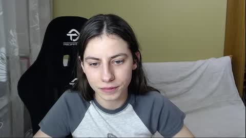 Elizabeth Effie online show from January 7, 2026, 7:27 pm