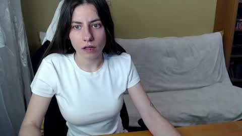 Snapshot of good__night chatting on May 7, 2026, 4:56 pm Elizabeth Effie online show from May 7, 2026, 4:56 pm