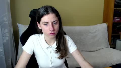 Snapshot of good__night chatting on May 15, 2026, 4:47 pm Elizabeth Effie online show from May 15, 2026, 4:47 pm