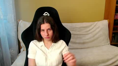 Snapshot of good__night chatting on July 6, 2026, 4:42 pm Elizabeth Effie online show from July 6, 2026, 4:42 pm