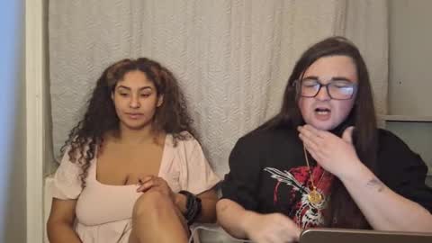 Snapshot of goodgrl1799 chatting on February 24, 2025, 8:58 pm goodgrl1799 online show from February 24, 2025, 8:58 pm