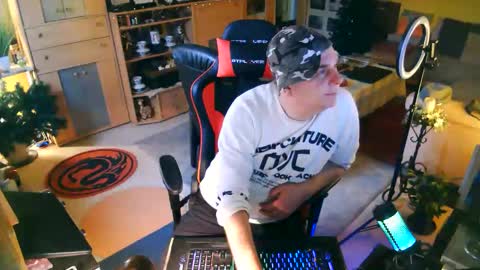 google5001 online show from February 21, 2026, 3:02 pm