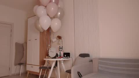 Yulia 24  online show from April 18, 2026, 5:06 pm