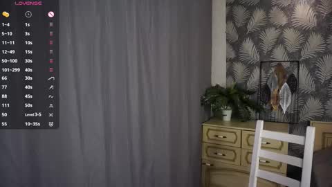 Snapshot of gorgeous_beaux chatting on October 3, 2025, 5:32 pm Sexy Mona 3 online show from October 3, 2025, 5:32 pm