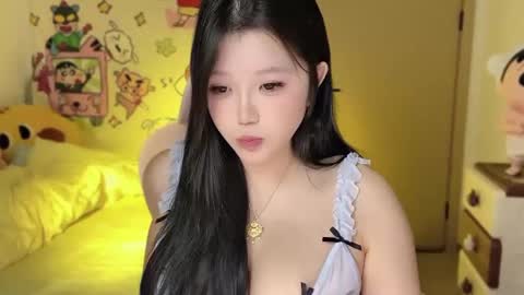 gorgeous girl33 online show from October 8, 2025, 7:33 pm