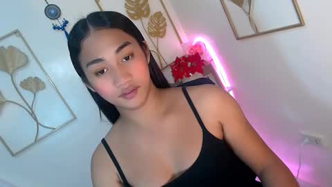 gorgeous_nicole online show from November 22, 2025, 12:37 pm