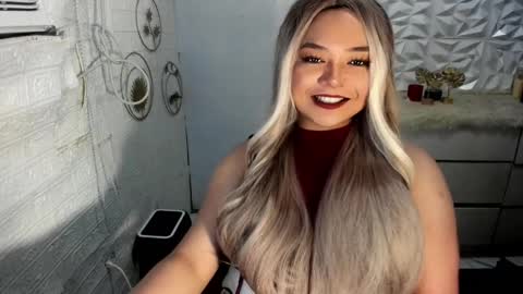 Snapshot of gorgeousamandarose chatting on November 12, 2025, 2:39 pm Amanda rose online show from November 12, 2025, 2:39 pm