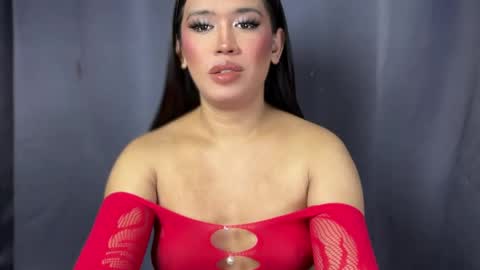 Bella online show from April 19, 2026, 8:22 pm