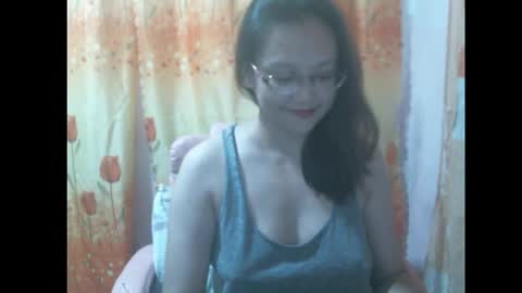 gorgeousmama online show from October 27, 2025, 10:41 am