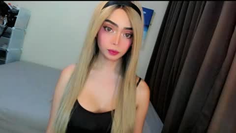 Snapshot of gorgeoustransgirl chatting on May 30, 2026, 8:17 pm Emmy online show from May 30, 2026, 8:17 pm