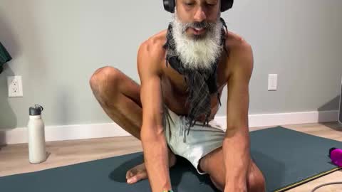 Snapshot of goshlover chatting on November 17, 2025, 5:46 am GoshLover online show from November 17, 2025, 5:46 am