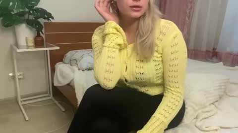 Snapshot of gosssiip chatting on June 1, 2026, 3:47 pm Victoria online show from June 1, 2026, 3:47 pm