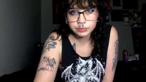 Goddessr0se online show from May 26, 2026, 3:35 am